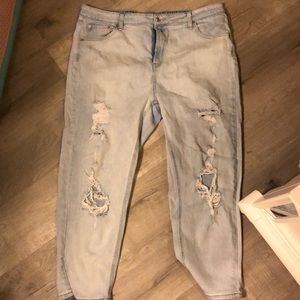 Wild Fable (Target Brand) White Wash Ripped Jeans